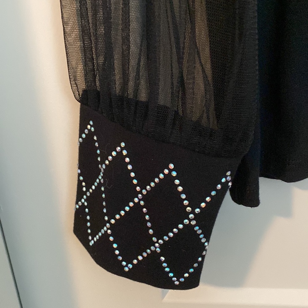 Venus long sleeve blouse never worn - Picture 6 of 7